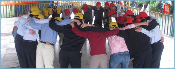 上海佩纳2010年拓展培训,上海佩纳机械,拓展训练,拓展活动,拓展训练活动,韦红光案例