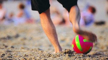 沙滩足球 