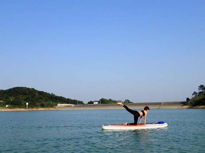 女生一定不要错过的水上桨板瑜伽！|桨板,水上桨板